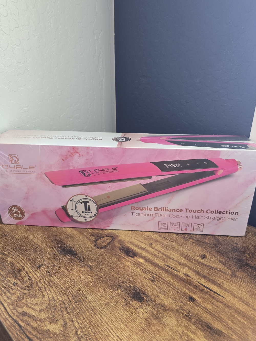 Royale Brilliance Touch Pink Titanium Hair Straightener